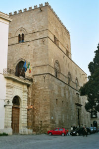 Palermo-Palazzo-Chiaramonte-bjs2007-01